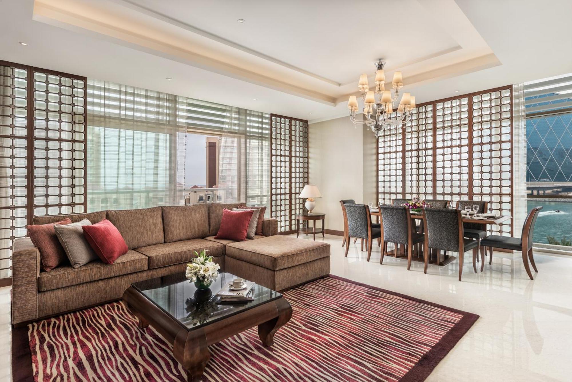 Al Raha & Hotel 5*