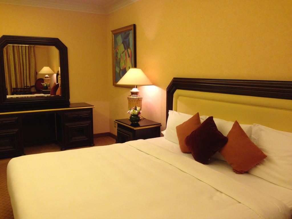 Al Raha & Hotel