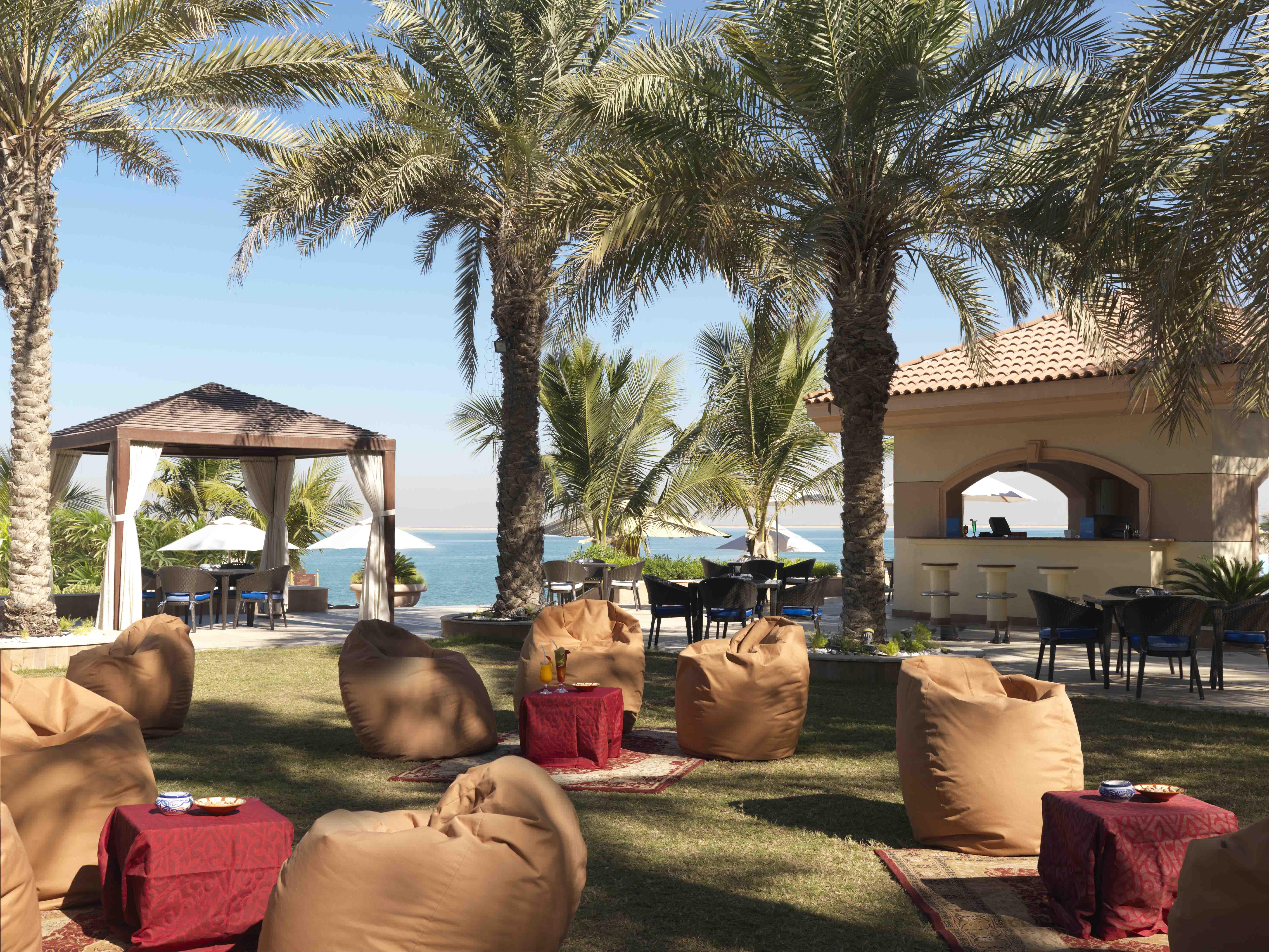 Al Raha & Hotel 5*